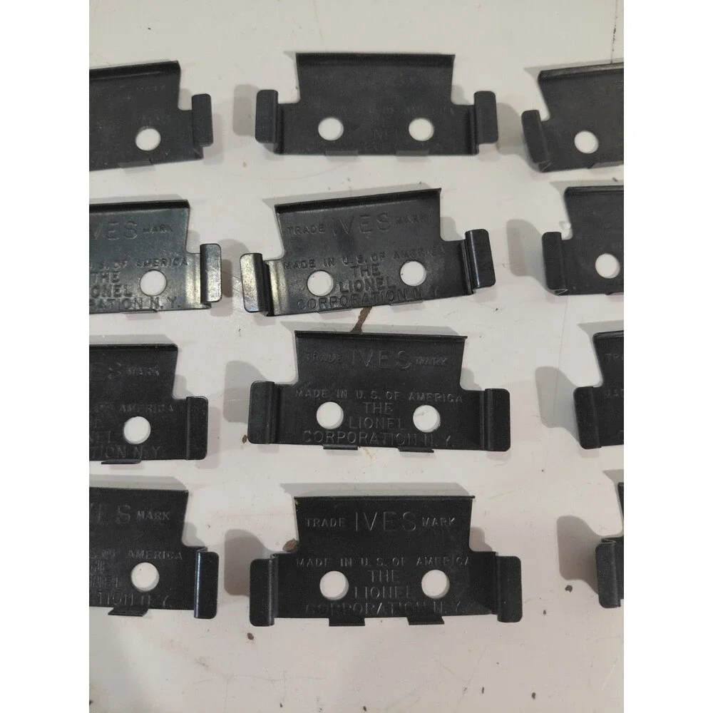 Lionel 6-62901 Electric Train O/27 Gauge Model Railroad Track Clips 12pk w/Box